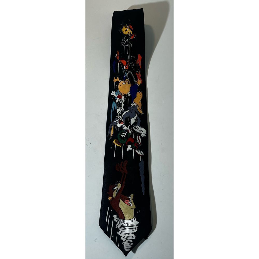 Vintage Loony Tunes tie